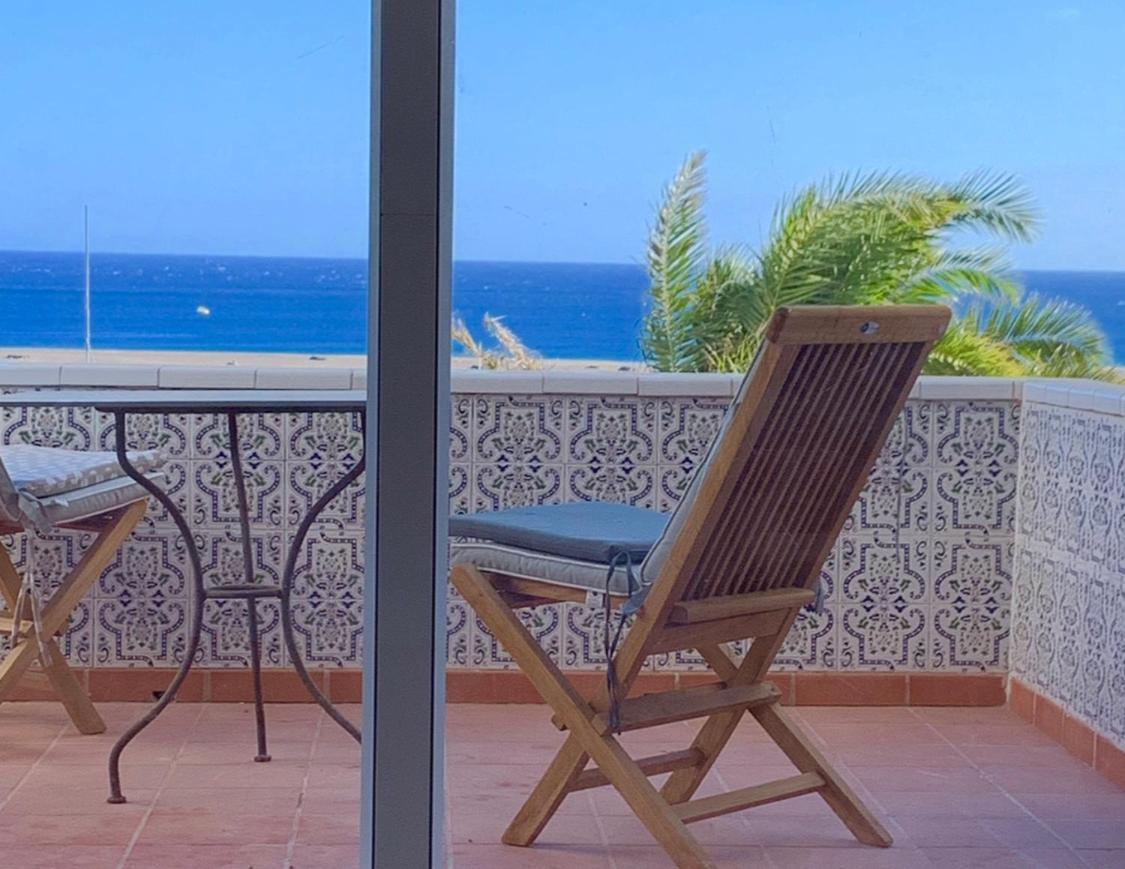 Вилла Beautiful Renovated Beach House With Panoramic Seaviews Ла-Техита Экстерьер фото